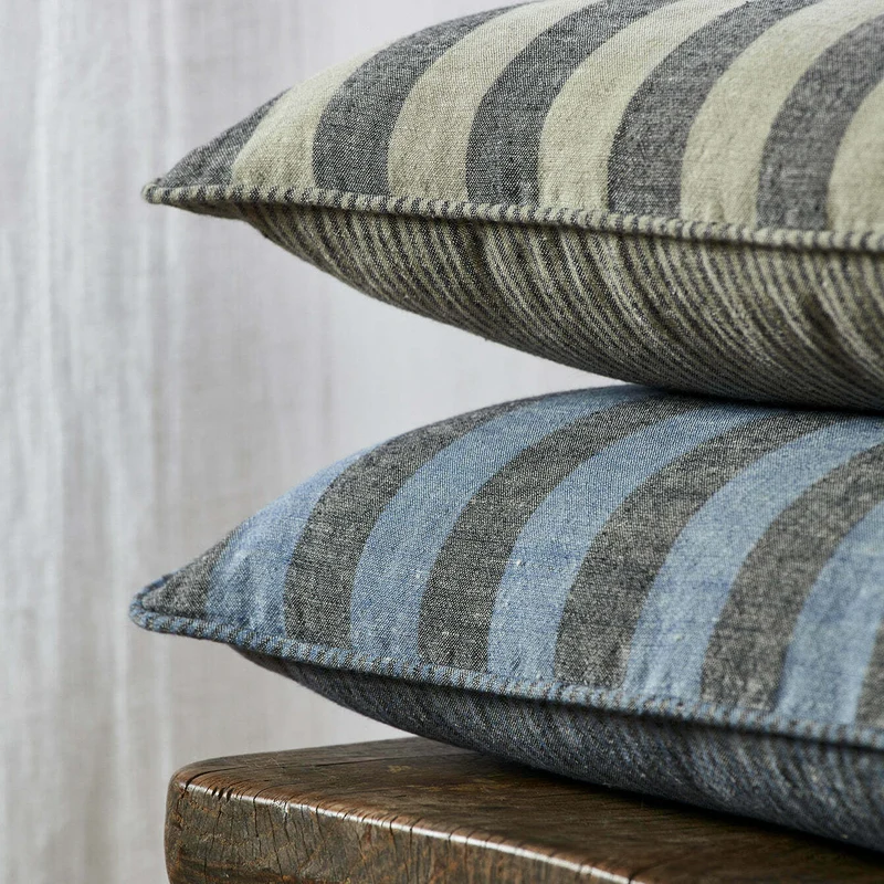 Housse De Coussin Tanguy Noir Et Bleu - Madura