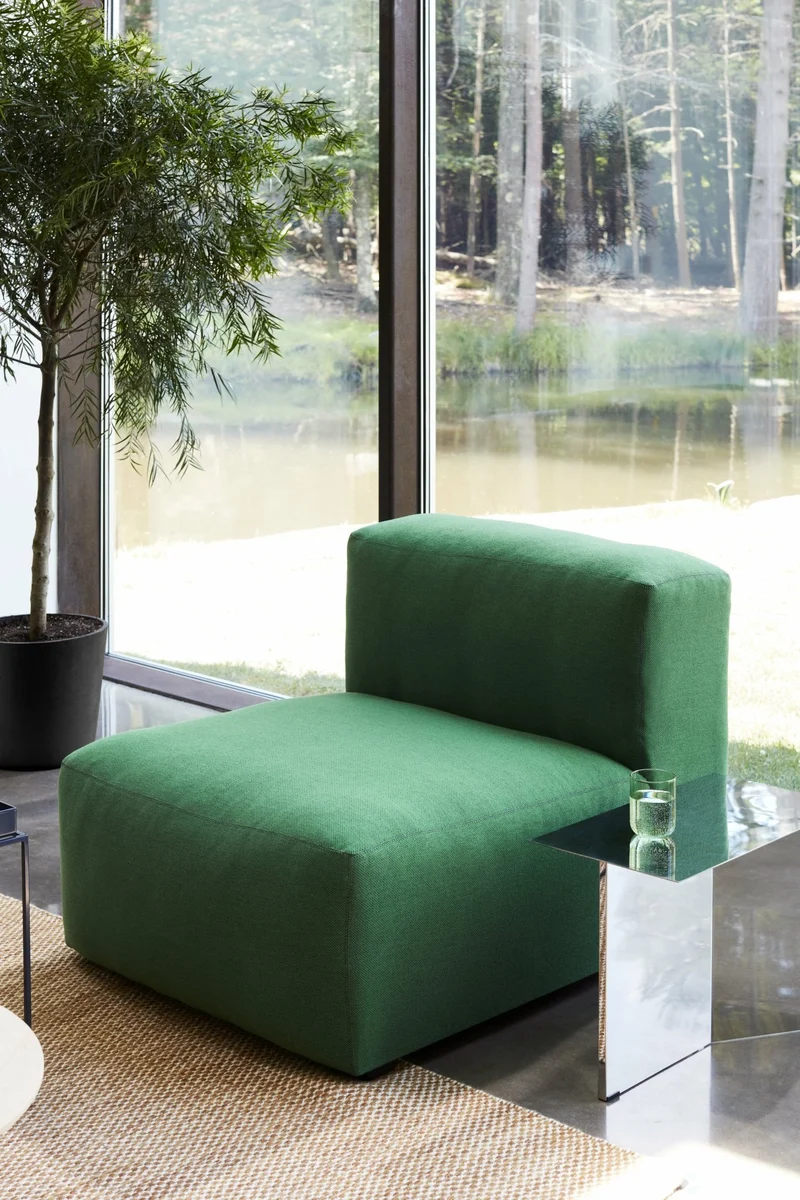 Table basse oblong en acier effet miroir Slit - HAY