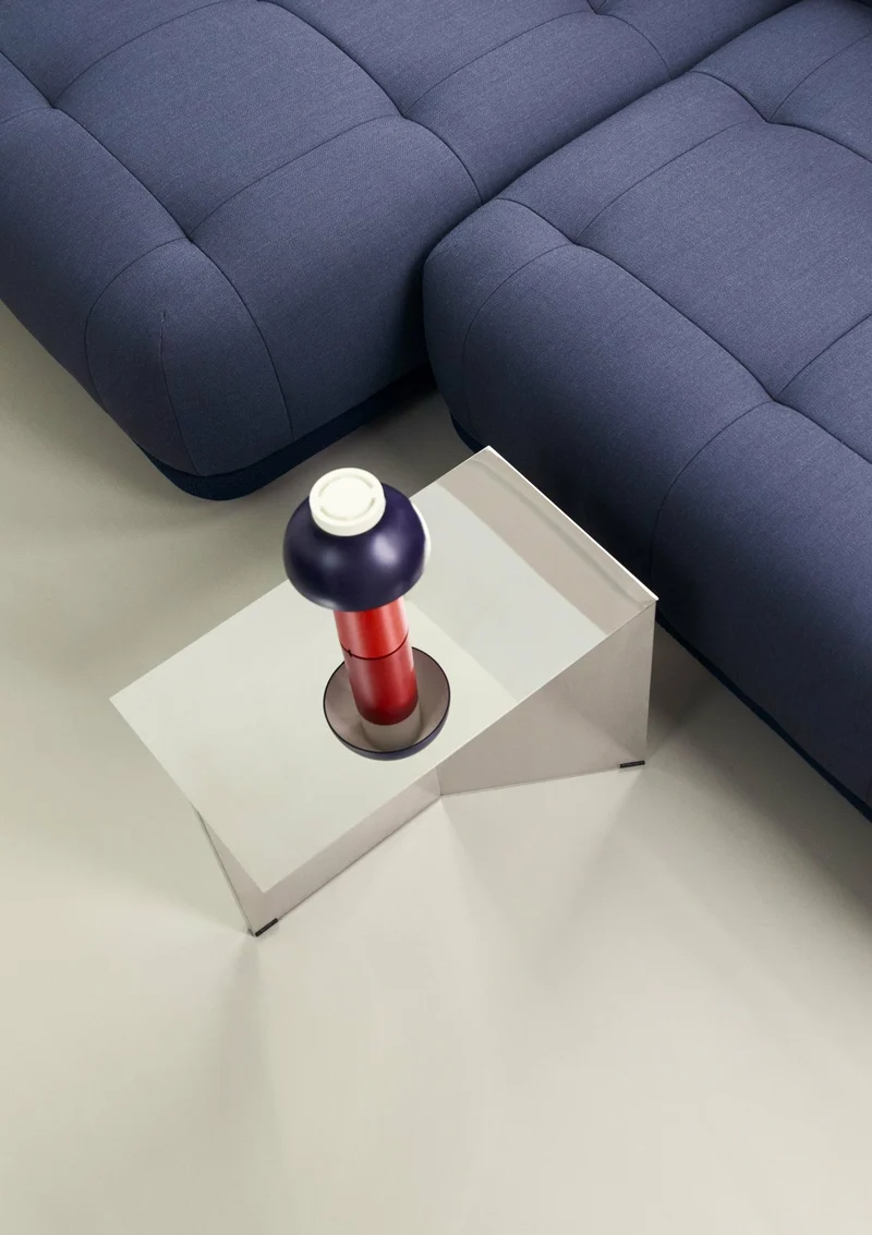Table basse oblong en acier effet miroir Slit - HAY