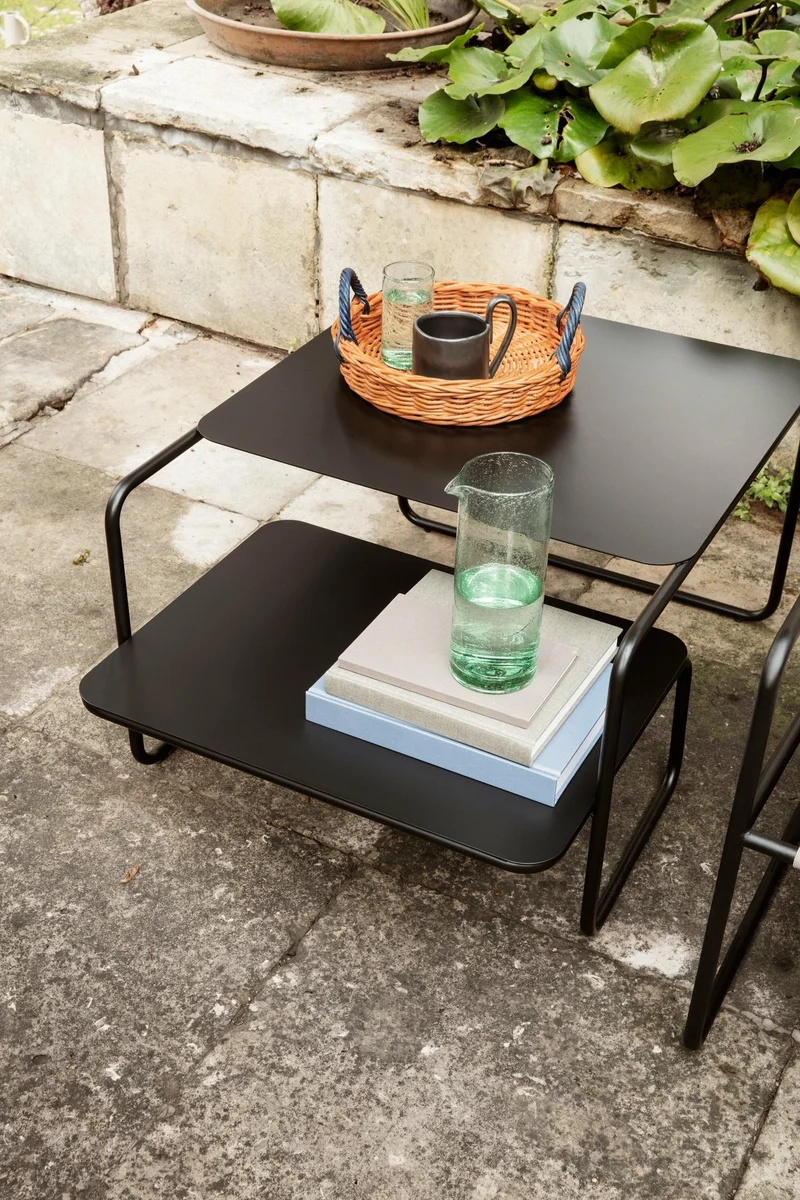 Table basse noire en métal Level - Ferm living
