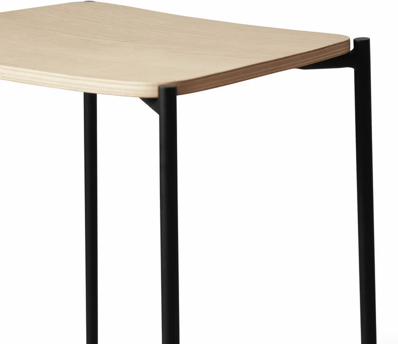 Tabouret de bar en chêne naturel et métal noir Paragon - HANDVÄRK