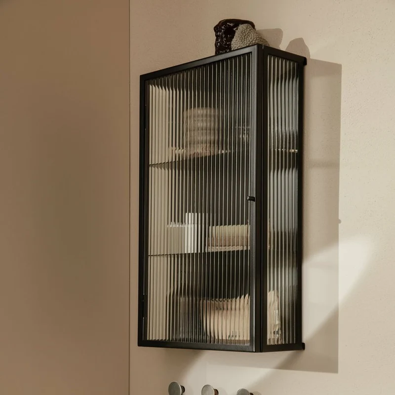 Armoire murale en verre strié et acier noir 35 x 60 x 15 cm Haze - Ferm Living