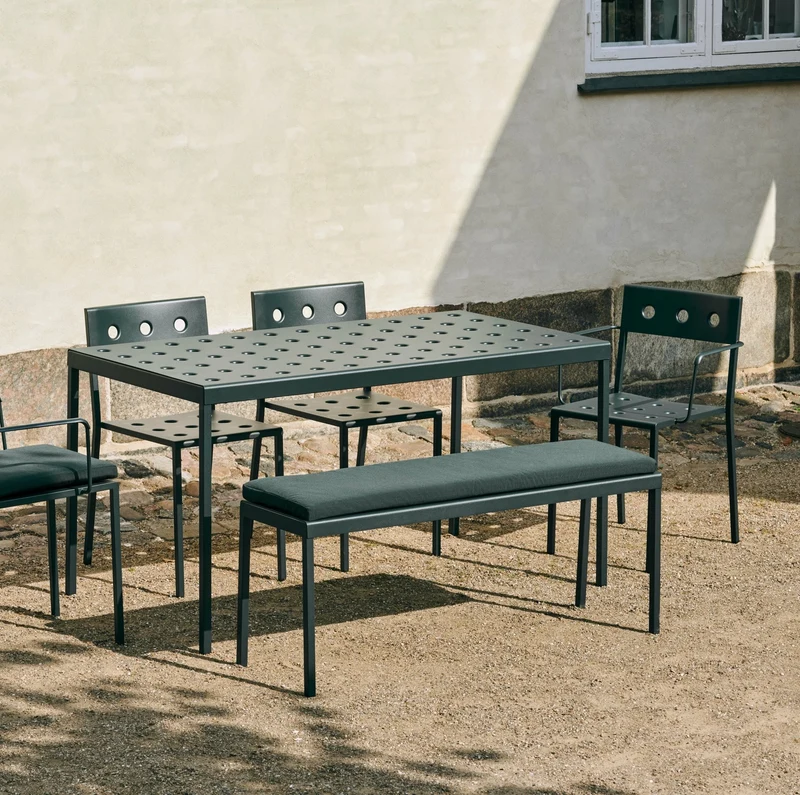 Table de jardin rectangulaire en acier rouge 190 x 87 cm Balcony - HAY