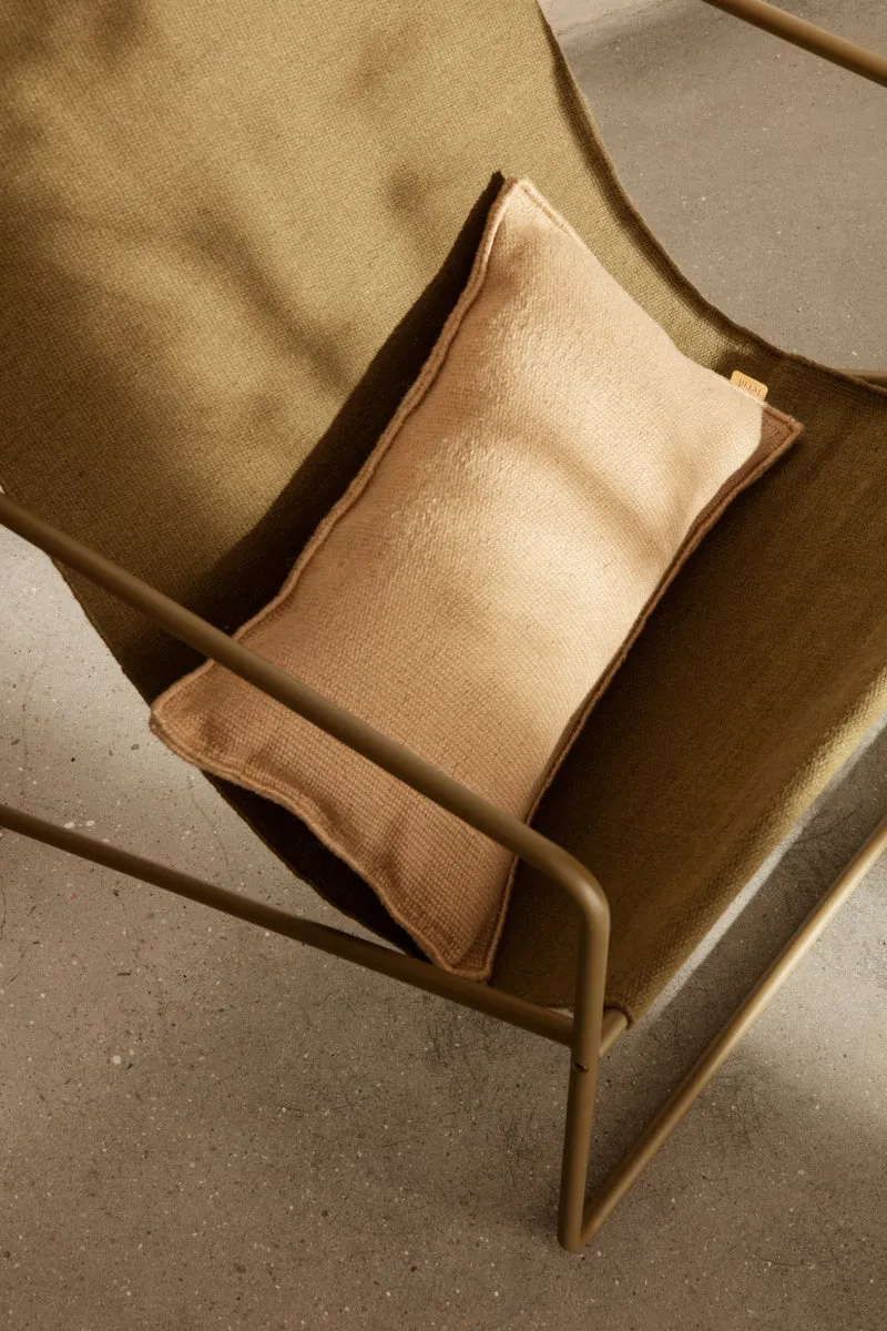 Fauteuil de jardin en tissu vert olive Desert - Ferm Living