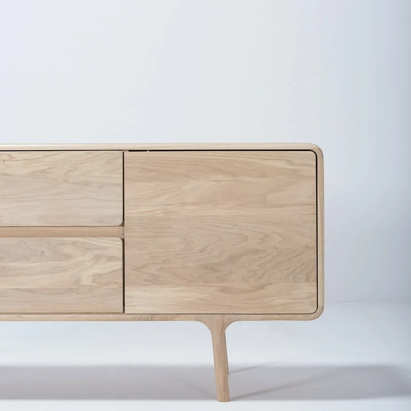 Buffet bas en chêne blanchi huilé 45 x 150 cm Fawn - Gazzda