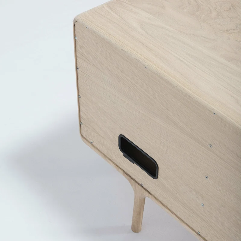 Buffet bas en chêne blanchi huilé 45 x 180 cm Fawn - Gazzda