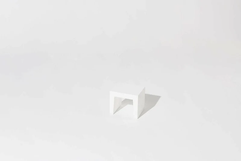 Tabouret gris en matières recyclées Concrete - Fatboy