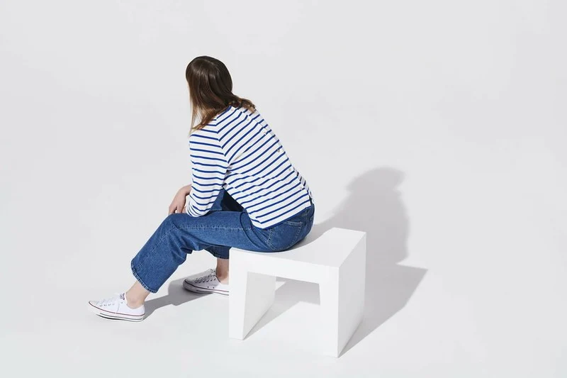 Tabouret gris clair en matières recyclées Concrete - Fatboy