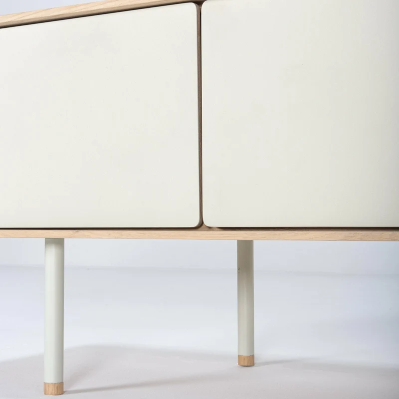 Meuble TV en chêne blanchi huilé et linoléum gris 45 x 200 cm Fina - Gazzda