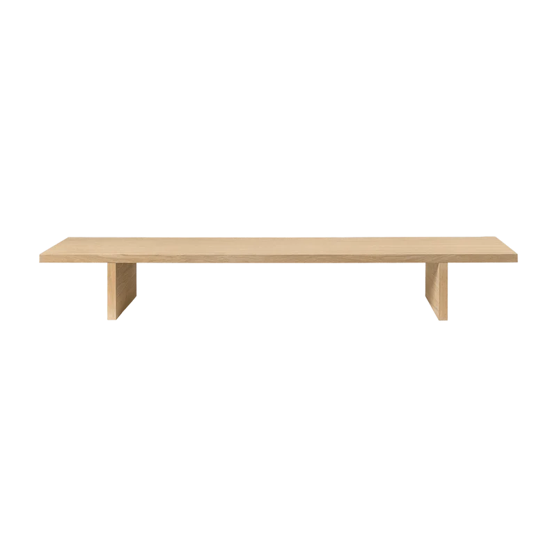 Table d’exposition en chêne 140 x 20 x 34 cm Kona - Ferm Living
