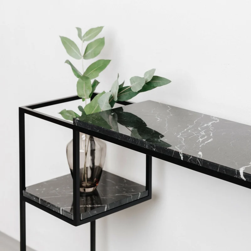 Console noire avec plateau en marbre noir M Hop Maxi - Un’common