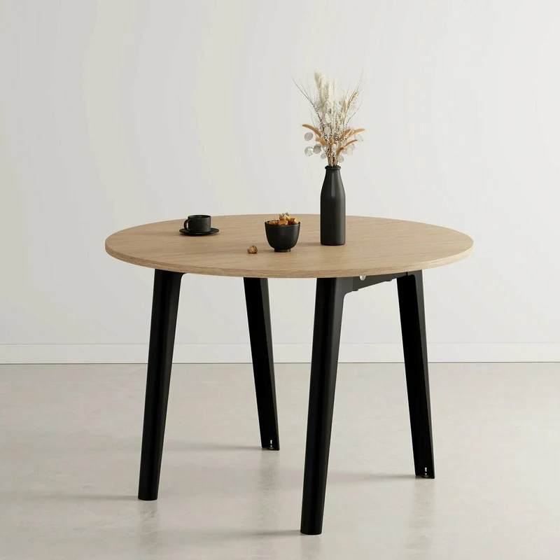 Table ronde en chêne éco-certifié D110 x 75 cm piètements noirs New Modern - Tiptoe