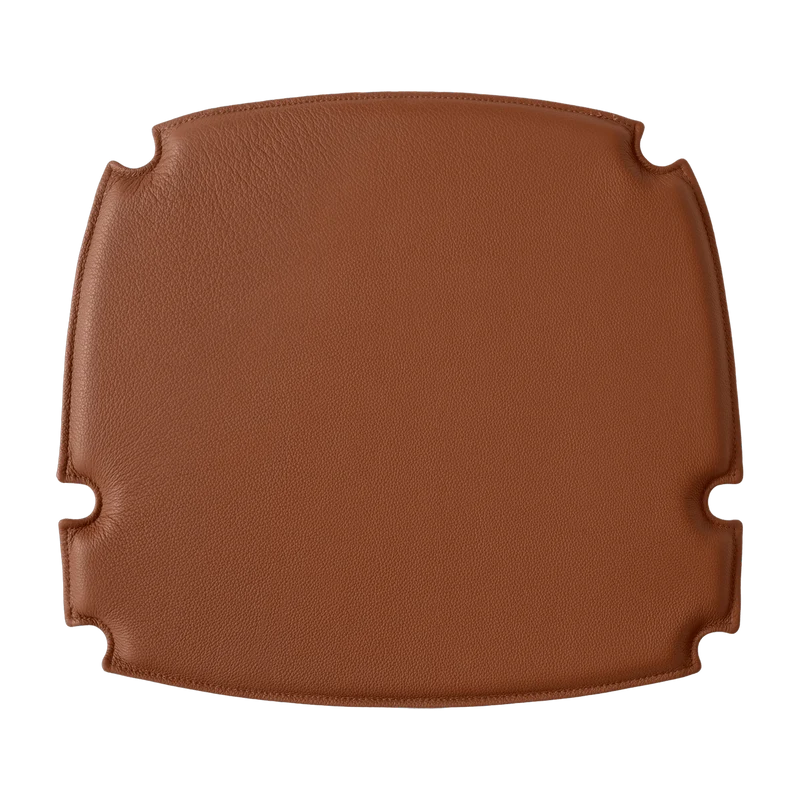 Coussin de chaise en cuir cognac 52 x 47 cm Drawn HM4 - &tradition