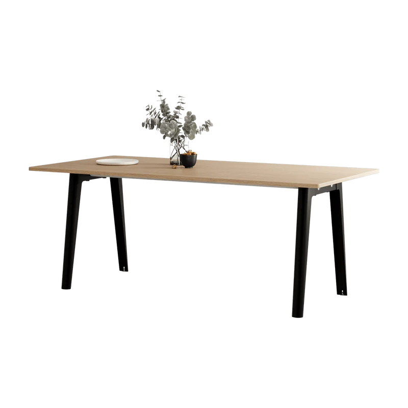 Table à manger en chêne éco-certifié 190 x 95 cm piètements noirs New Modern - Tiptoe