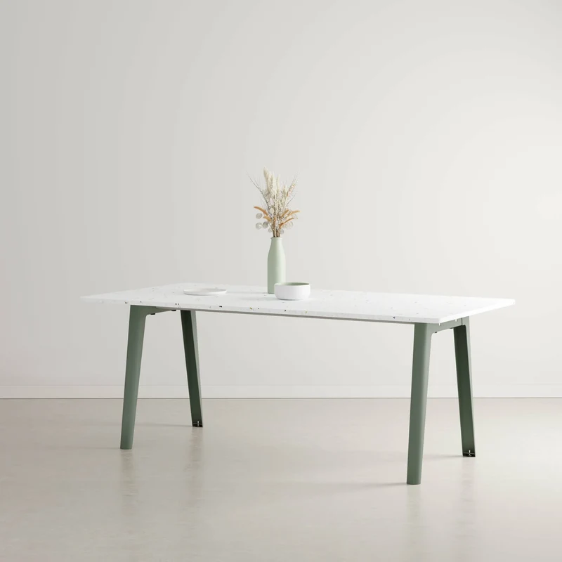 Table à manger en plastique recyclé blanc 190 x 95 cm piètements gris eucalyptus New Modern - Tiptoe