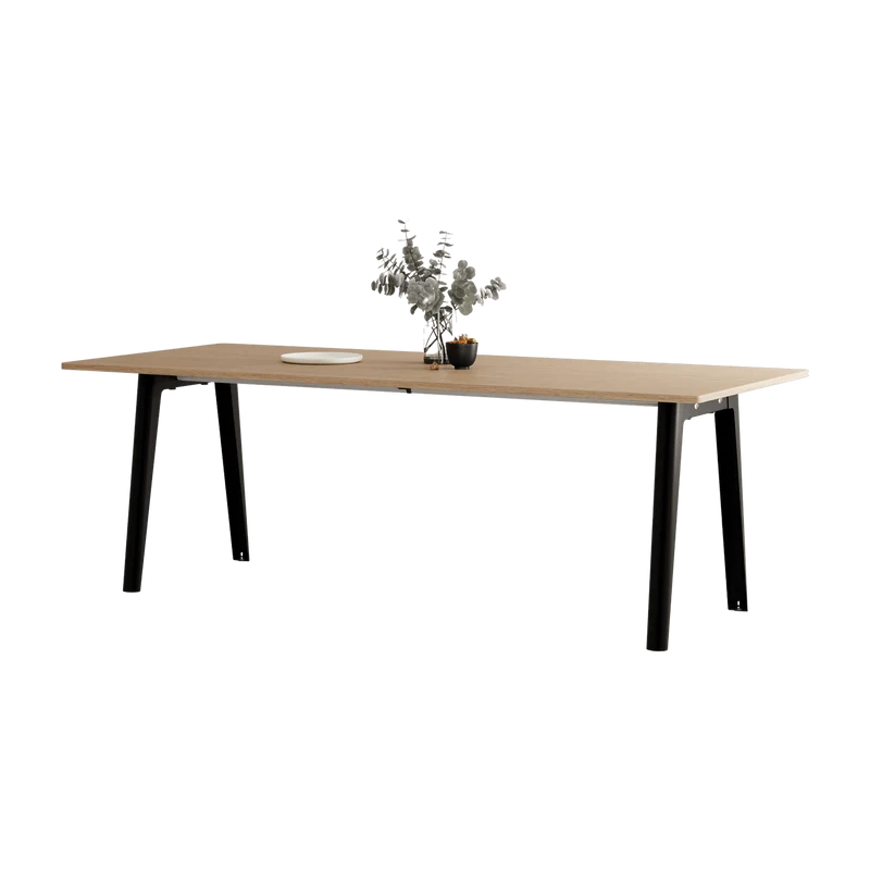 Table à manger en chêne éco-certifié 220 x 95 cm piètements noirs New Modern - Tiptoe