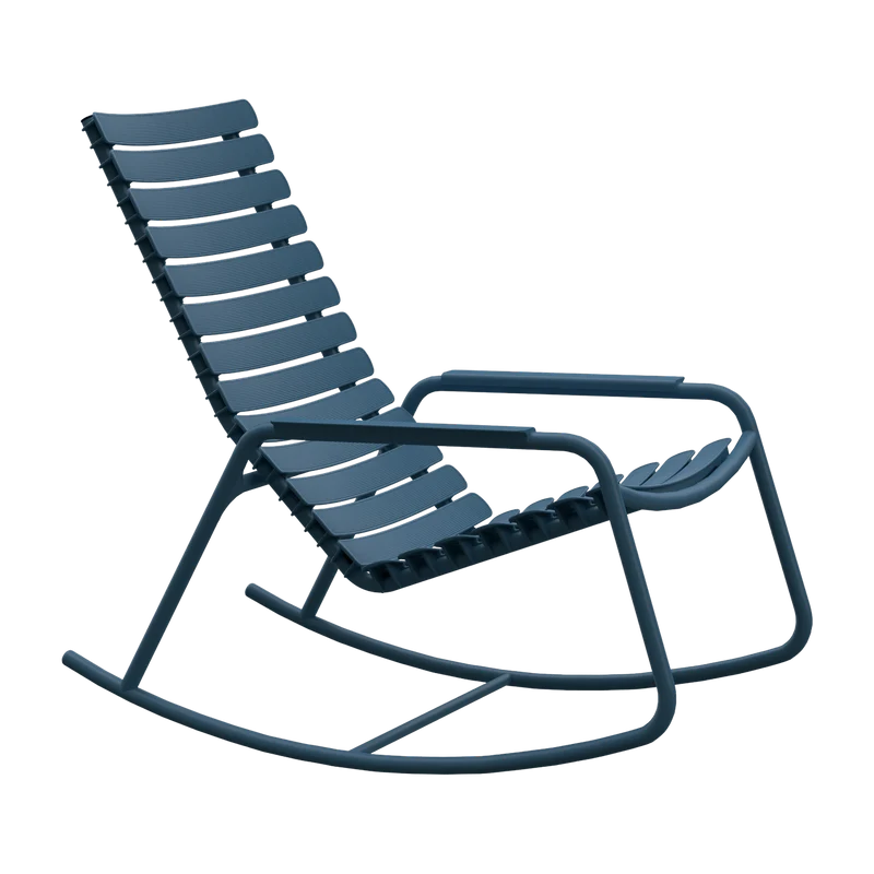Rocking chair en plastique recyclé et aluminium bleu ciel Reclips - Houe
