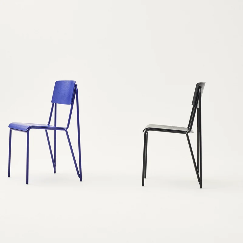 Chaise bleue marine en acier Petit Standard - HAY