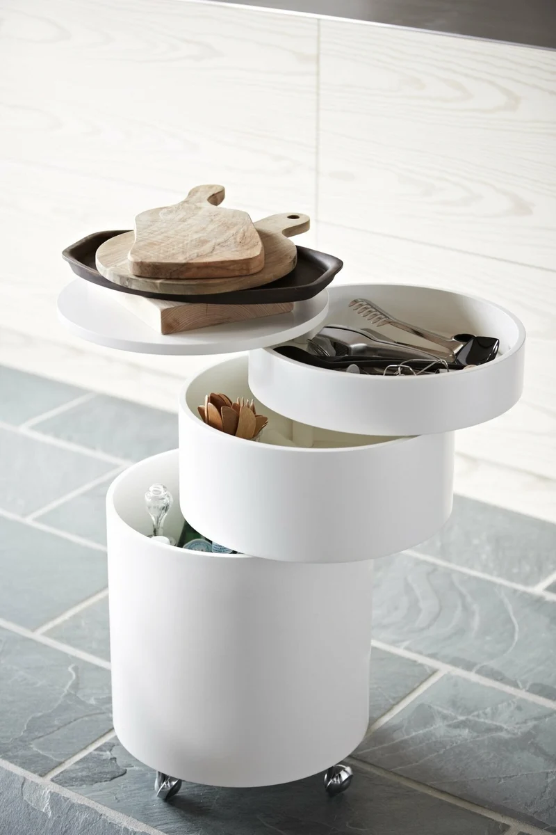 Table d'appoint sur roues en bois moulé blanche Barboy - Verpan