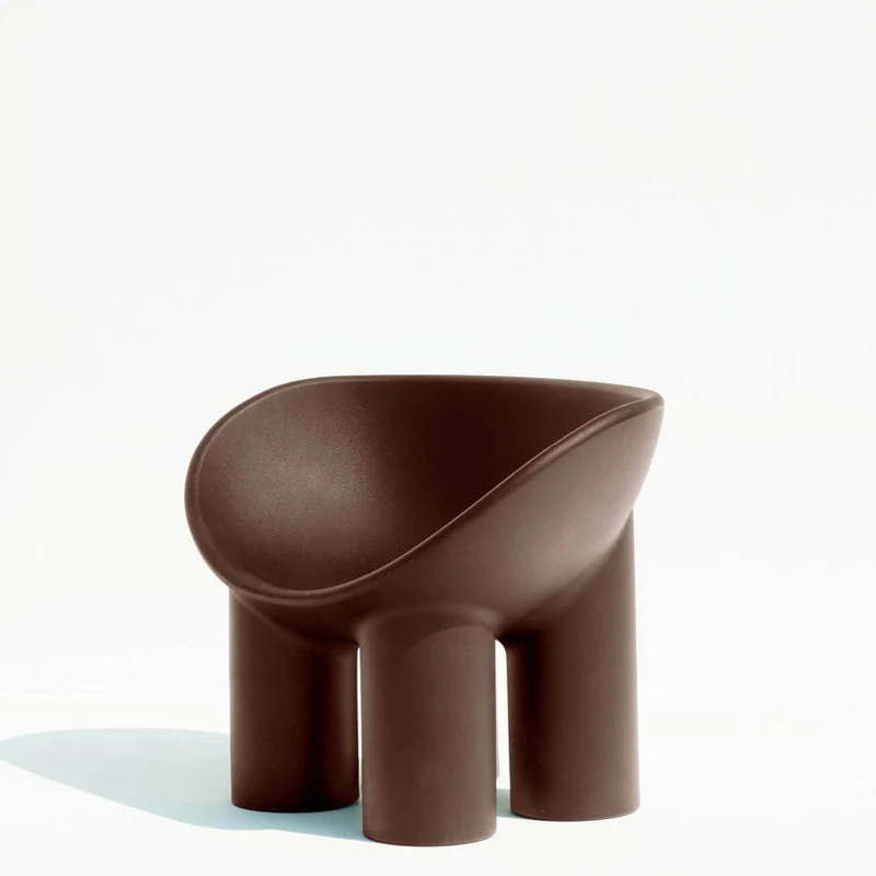 Fauteuil en polyéthylène marron Roly Poly - Driade