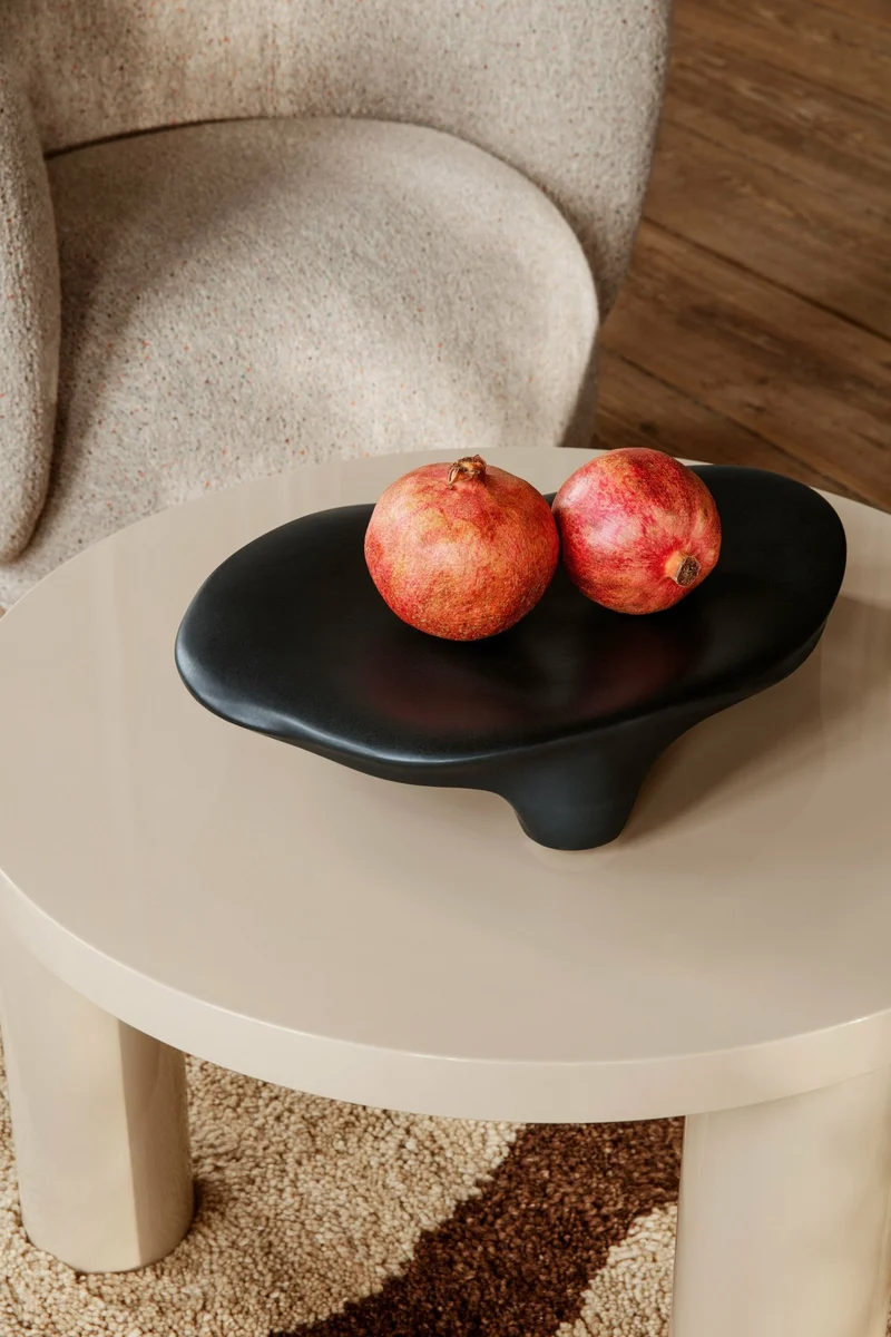 Table basse beige cachemire 65x65x41,4cm Post - Ferm Living