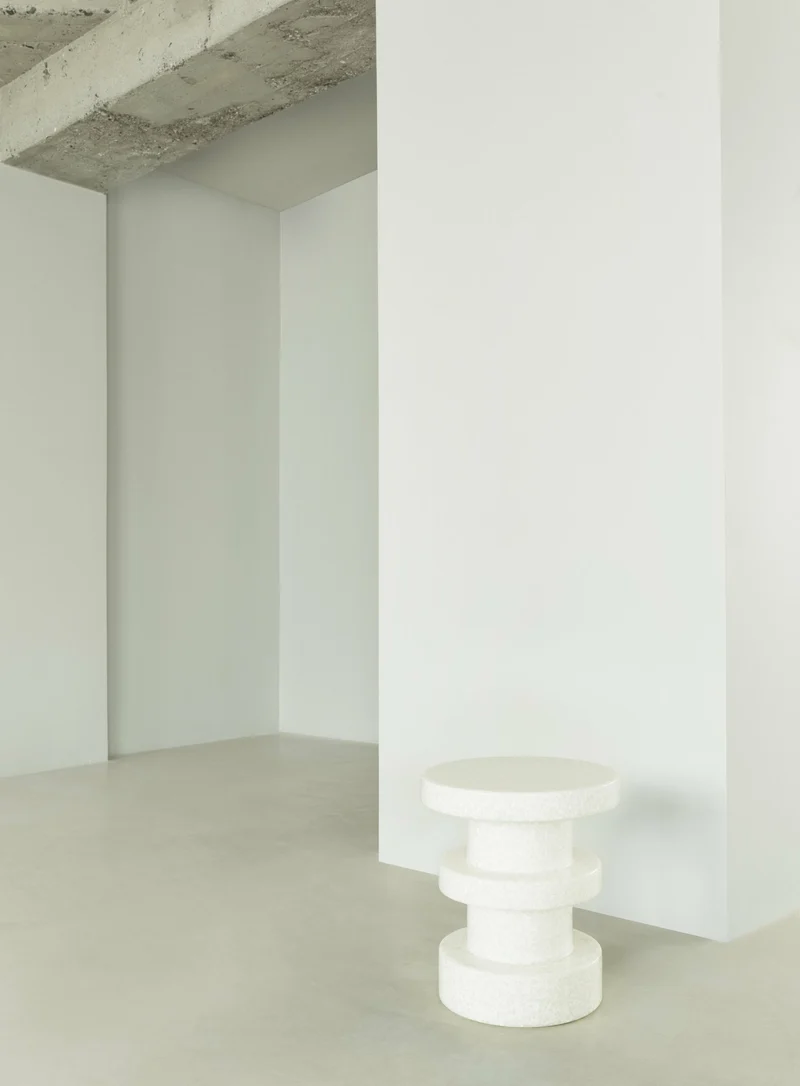 Tabouret en polyéthylène recyclé blanc / blanc Stack Bit Stool - Normann Copenhagen