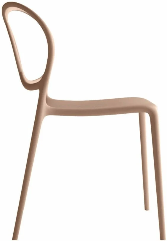 Chaise en polypropylène rose Sissi - Driade