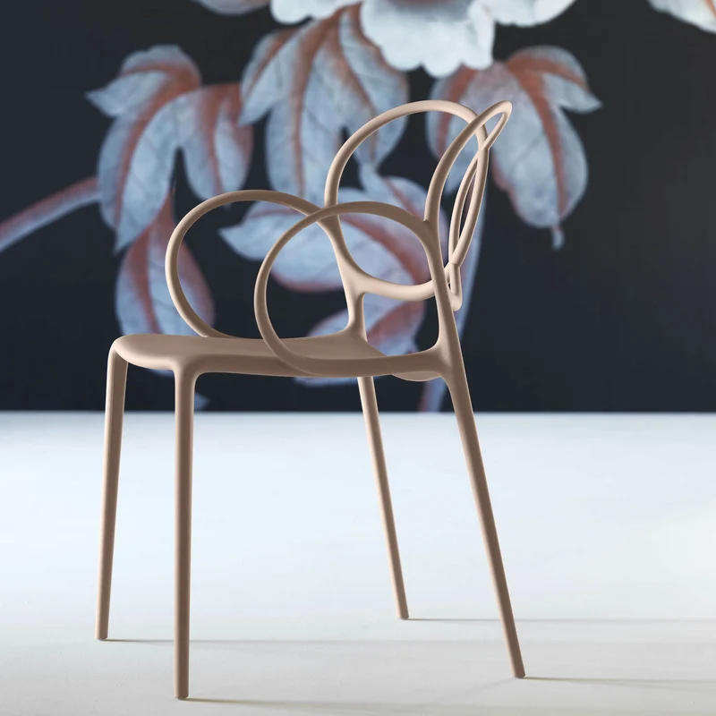 Chaise avec accoudoirs en polypropylène rose Sissi - Driade