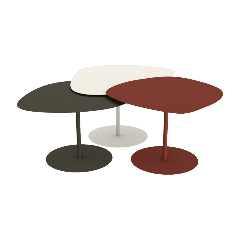 3 Tables basses gigognes terracotta, craie et bronze Galet - Matière Grise