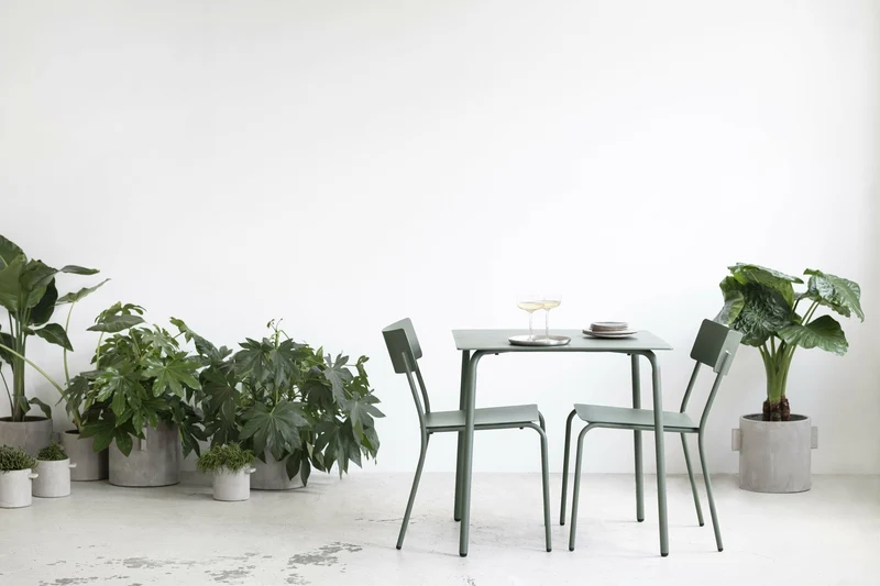Petite table en aluminium vert August - Serax