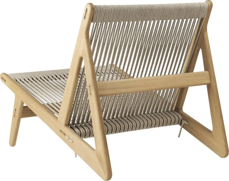 Fauteuil en chêne massif MR01 - Gubi