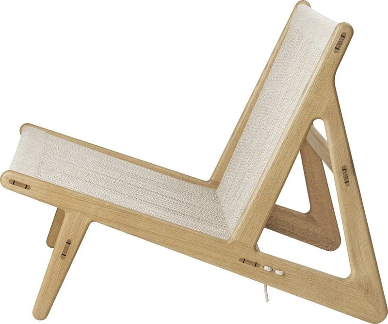Fauteuil en chêne massif MR01 - Gubi