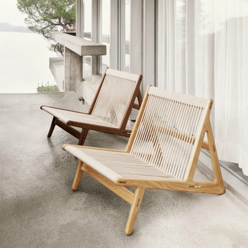 Fauteuil en chêne massif MR01 - Gubi