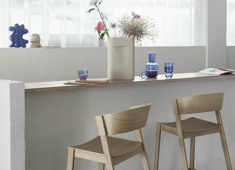 Chaise de bar en chêne massif beige foncé 75 cm Cover - Muuto