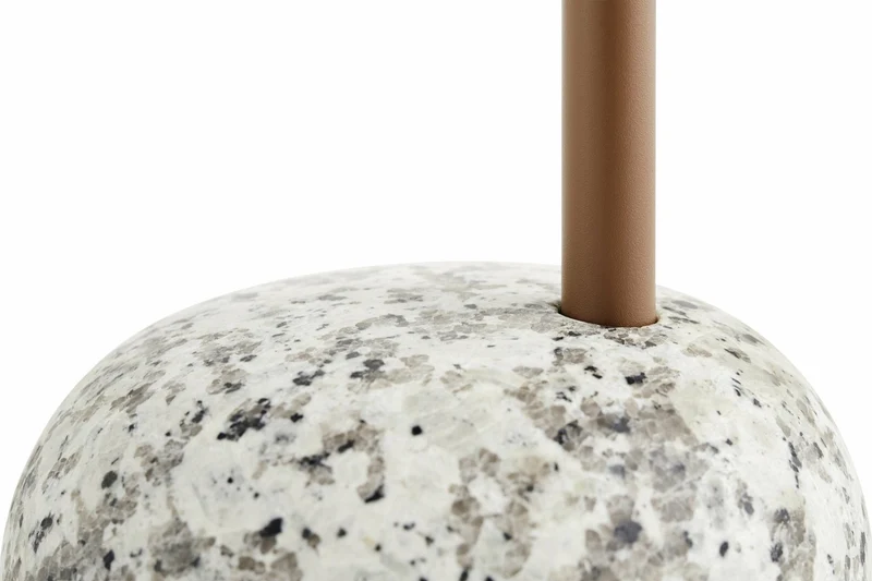 Table d'appoint en acier marron pâle Bowler - Hay