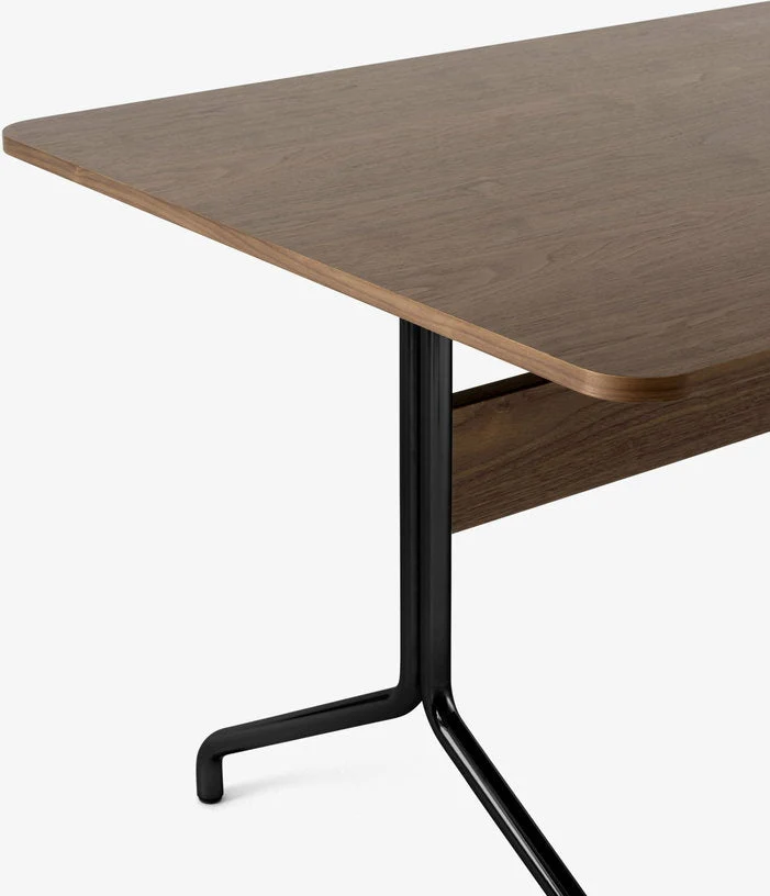 Table à manger en noyer et métal noir 250x110 cm Pavilion AV24 - &tradition