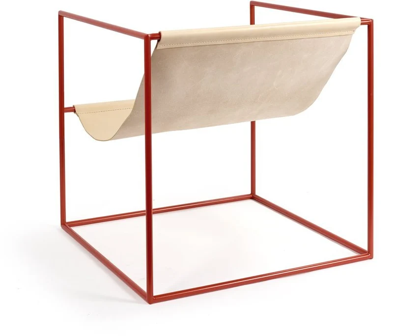 Fauteuil en métal rouge et cuir beige 62x62x61cm Solo Seat - valerie_objects