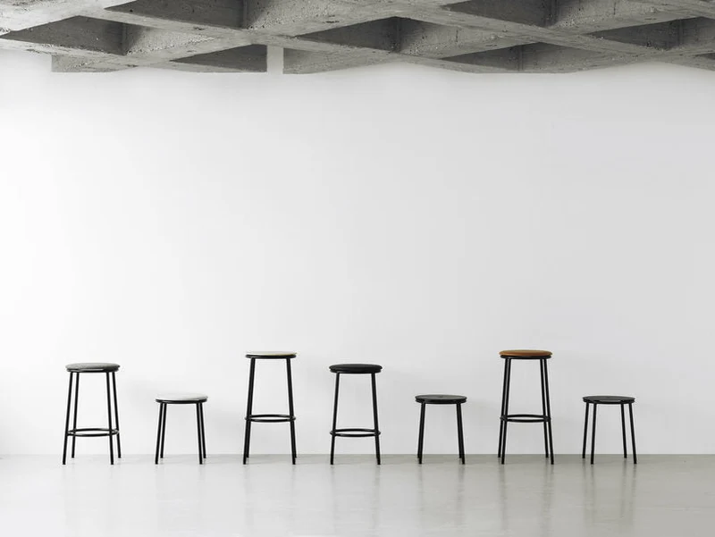 Tabouret en chêne et acier noir 45 cm Circa Oak - Normann Copenhagen