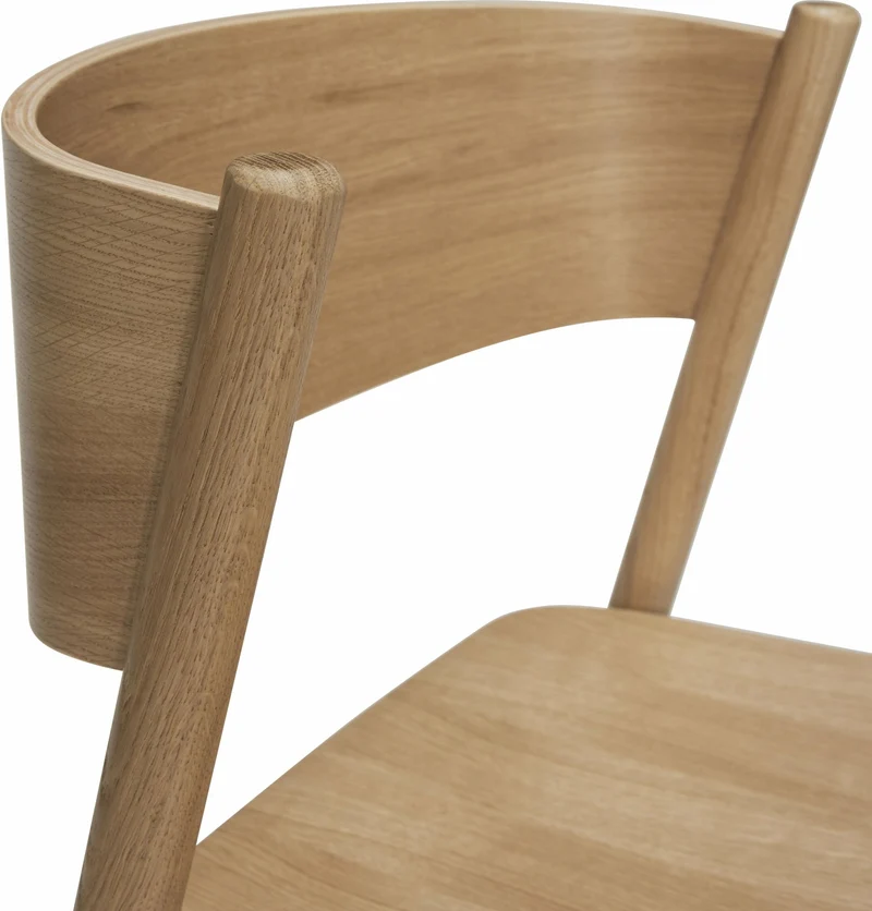 Chaise en chêne naturel Oblique - Hübsch