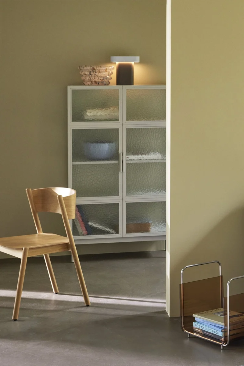 Chaise en chêne naturel Oblique - Hübsch