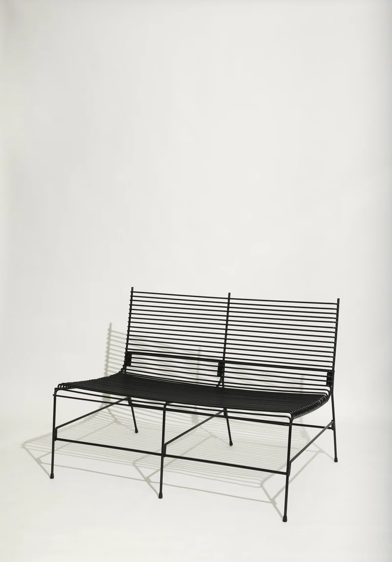 Chaise en chêne naturel et cuir beige Oblique - Hübsch