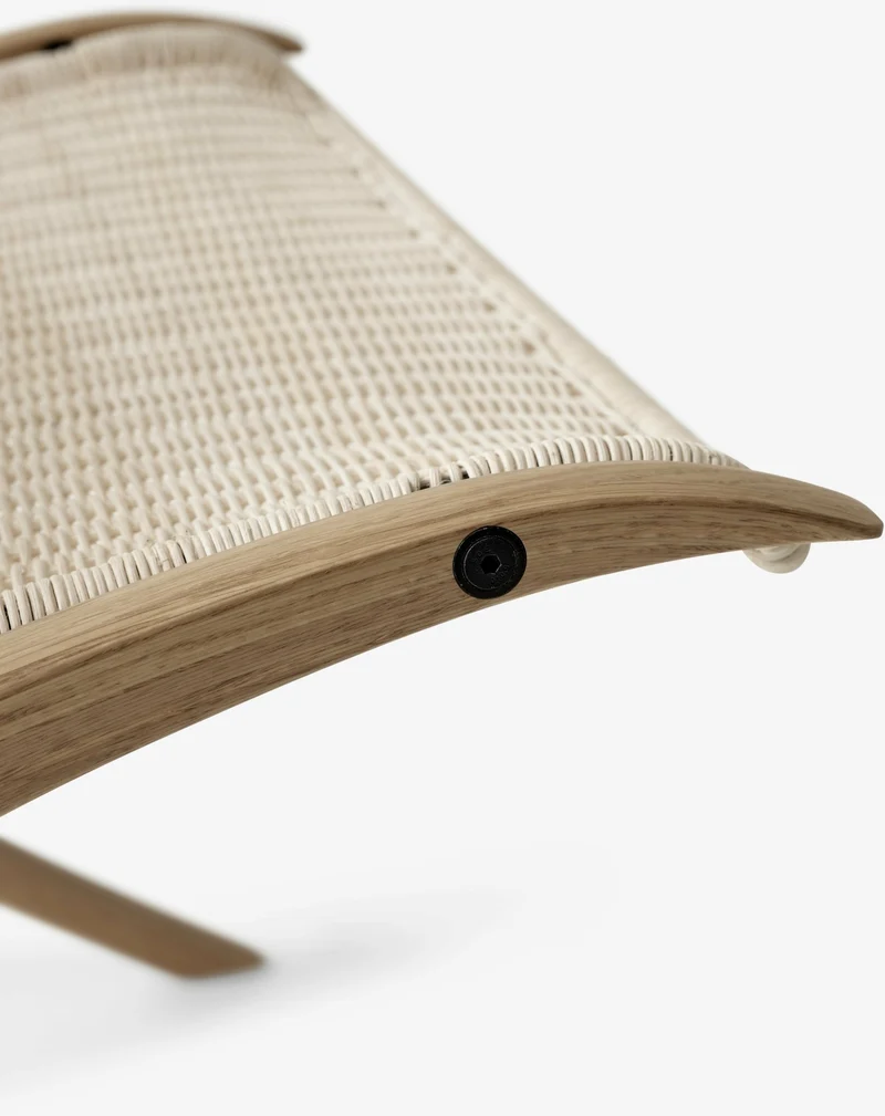 Fauteuil en chêne et rotin avec détails en noyer X HM10 - &Tradition