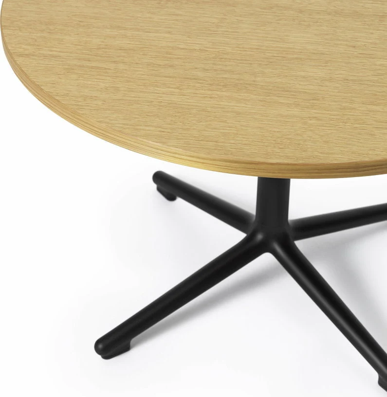 Table basse en aluminium noir et en chêne 70 cm Lunar Oak - Normann Copenhagen