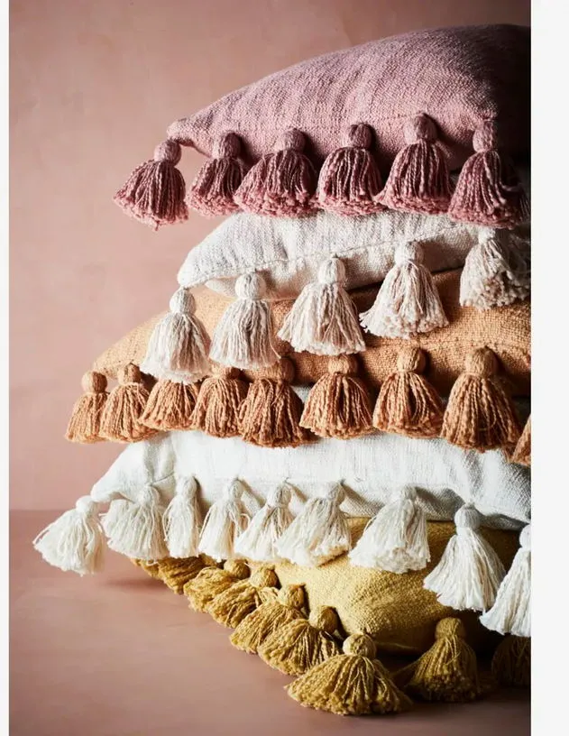 Housse de coussin avec glands - Madam Stoltz