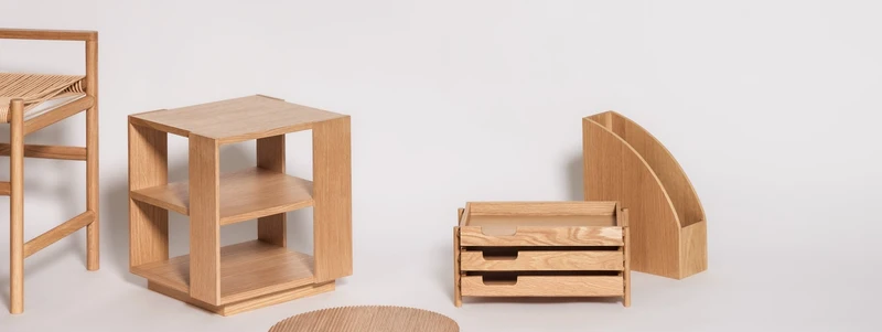 Table d'appoint en chêne Merge - Hübsch