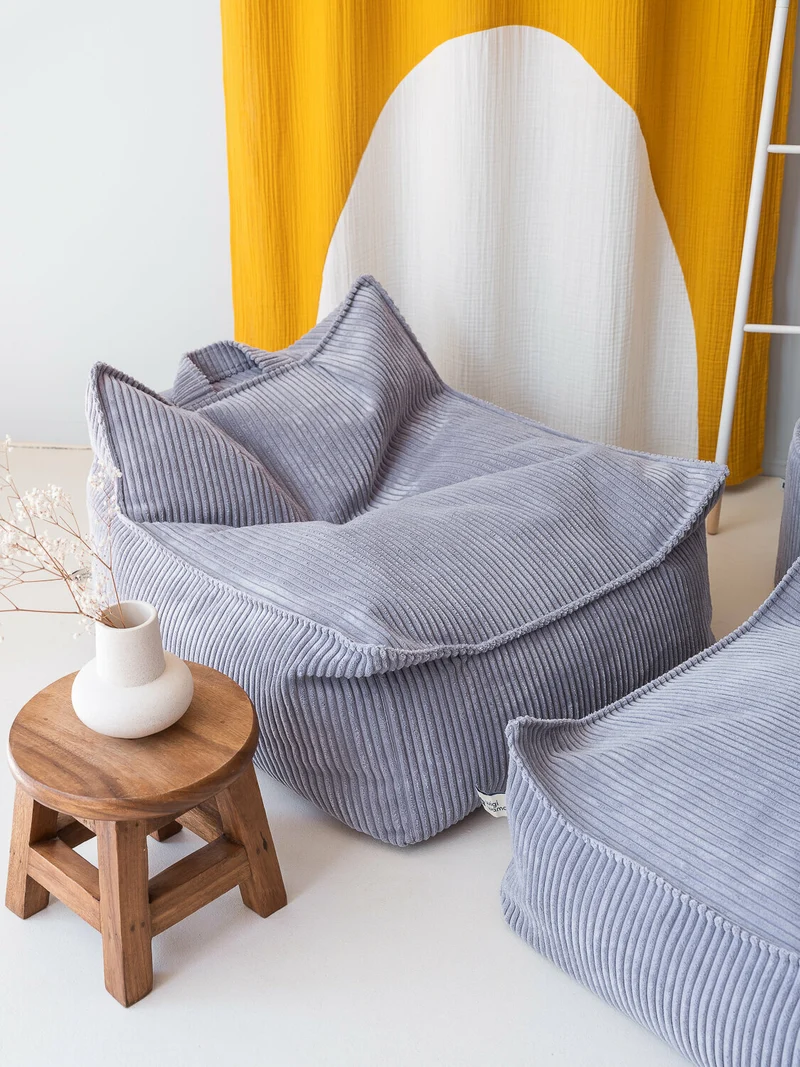 Pouf fauteuil en velours côtelé bleu blueberry 80 x 70 cm - Wigiwama