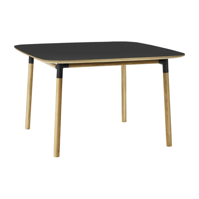 Table à manger carrée en chêne et lino noir 120 x 120 cm Form - Normann Copenhagen