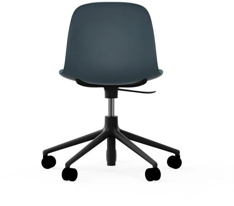Chaise de bureau réglable à roulettes en pp bleue et noire Swivel 5W bleu - Normann Copenhagen