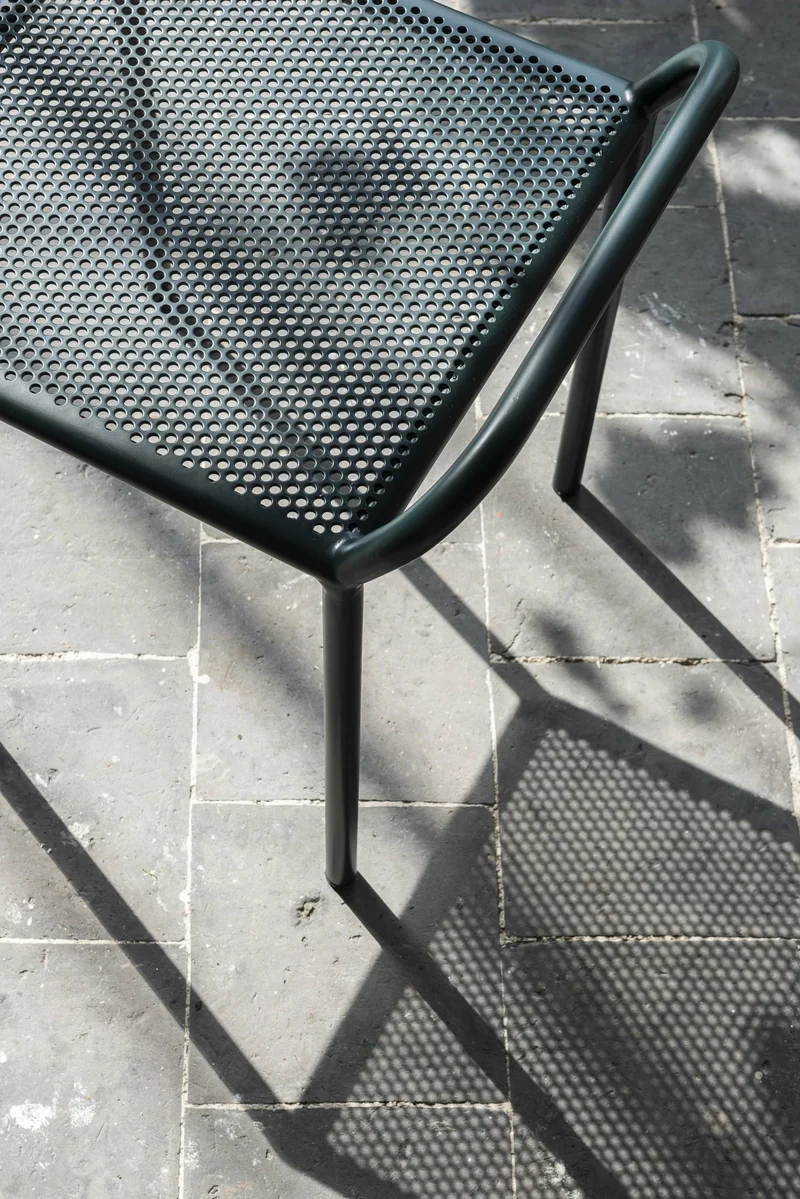 Tabouret de jardin en acier vert 52 cm Fontainebleau - Serax