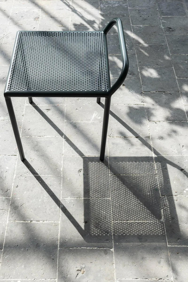 Tabouret de jardin en acier vert 52 cm Fontainebleau - Serax